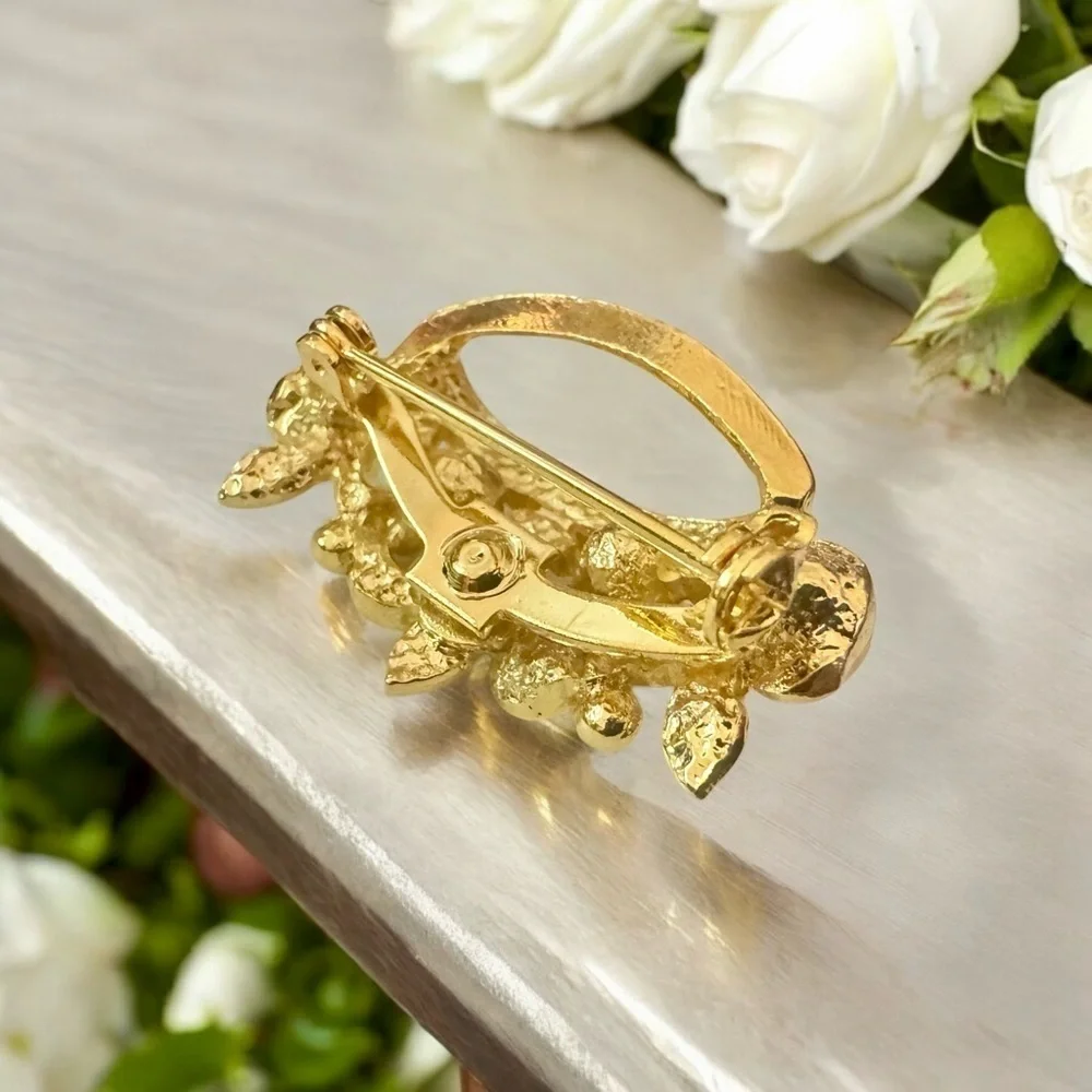 Vintage Unsigned Gold Tone Faux Pearl Crown Brooch Pin